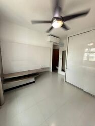 Blk 213C Punggol Waves (Punggol), HDB 4 Rooms #630504091